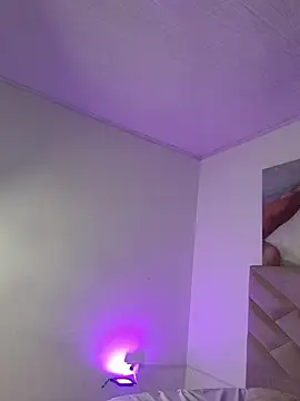 BellaRoux1 online show from March 2, 11:50 am