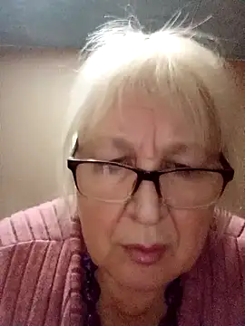 Alexia64231 online show from November 12, 2:48 pm