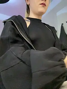 Cherry   Blossom online show from November 20, 1:23 pm