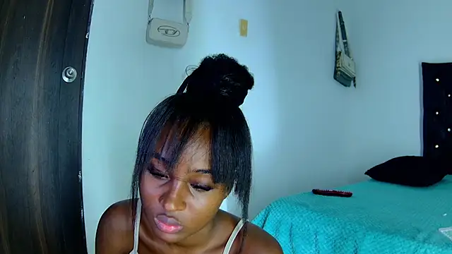 shantall ebony1 online show from May 29, 5:38 am