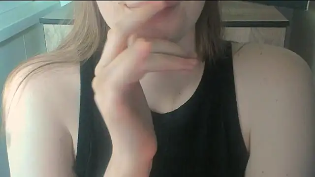 JuliaMuuun online show from April 14, 9:48 pm