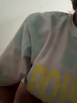 BaddieBossXX2 online show from May 2, 6:33 pm