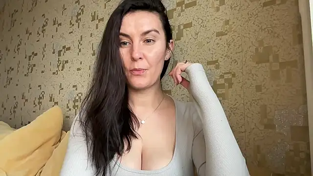 KatalinaQE online show from December 14, 10:43 am