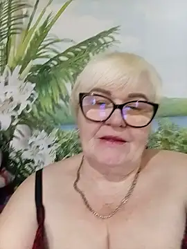 VioletSweet5566 online show from March 11, 8:40 am