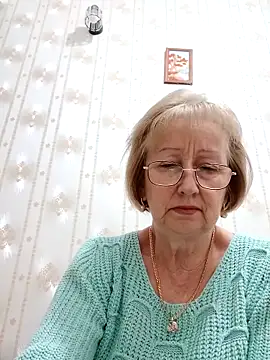 AlikaSwan5821 online show from November 18, 7:59 pm