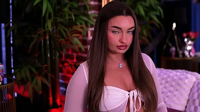 MillaSerene online show from February 1, 6:45 am