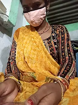 MISS LOVE 001 online show from October 2, 4:01 pm