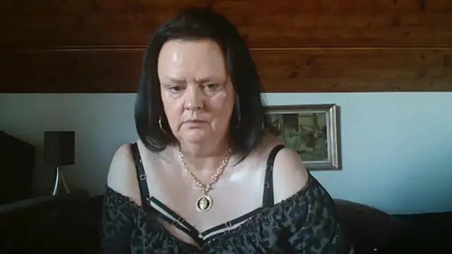 TiffanyMature online show from October 2, 2:44 pm