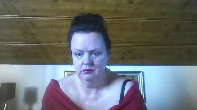 TiffanyMature online show from September 23, 8:01 am