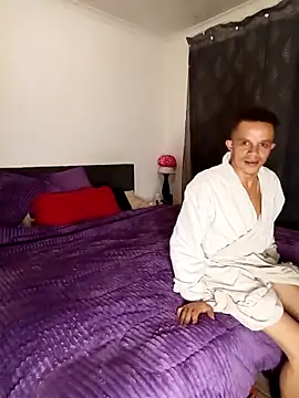 Brentrawbreed online show from April 30, 6:57 pm