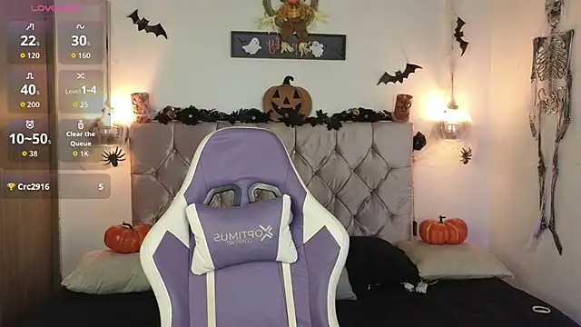 lila min online show from October 15, 2:19 pm