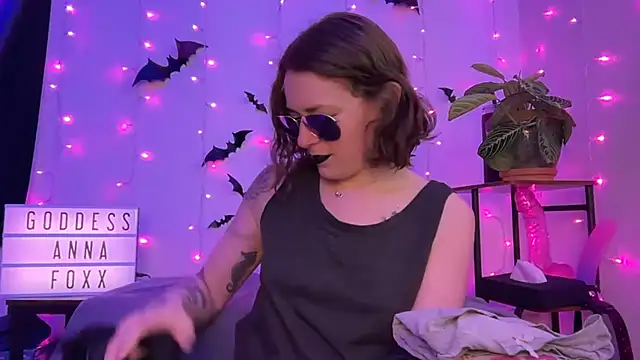 mistressannafoxx online show from January 13, 10:14 pm