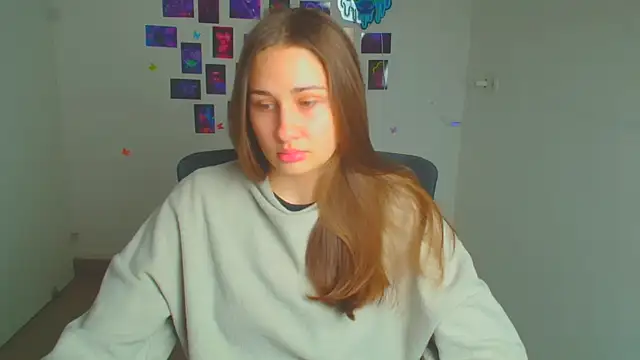 Stefanie Sweet online show from March 24, 6:52 am