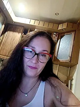 Amandda  online show from October 18, 7:04 pm