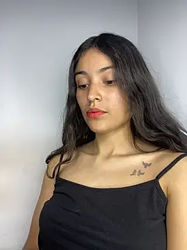 hotwife26 online show from March 11, 12:37 am