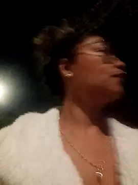 BiiancaEstradaa online show from September 30, 1:00 am