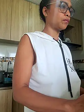 BiiancaEstradaa online show from October 2, 2:11 pm