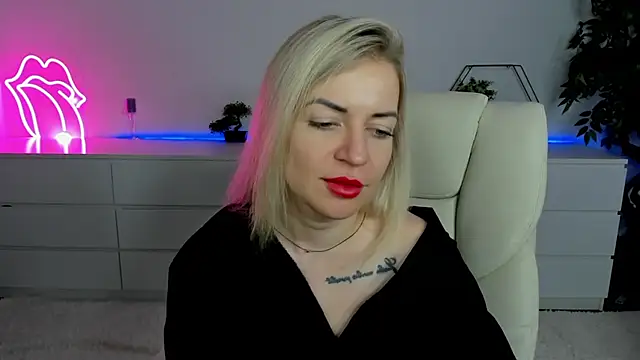 Anna Snows online show from September 28, 12:10 pm