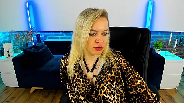 Anna Snows online show from September 23, 12:14 pm