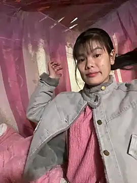 PhanHaa online show from December 20, 1:31 am