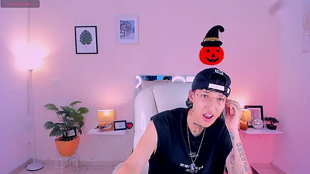 Luci Rose online show from October 7, 2:27 am