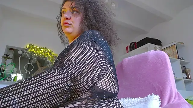 BohoBabeLexy online show from March 29, 6:45 am