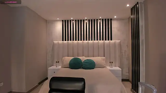 NataliaGaret online show from September 28, 11:21 pm