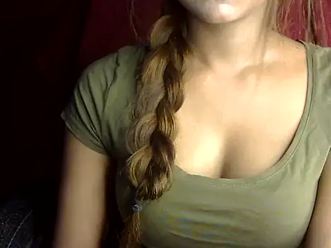 heartless Queen online show from September 26, 6:33 am