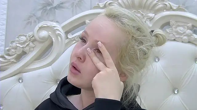 EllieFrosty  online show from November 11, 12:39 am