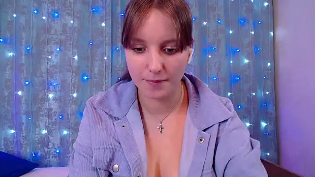 Leonaalove online show from December 17, 12:31 pm