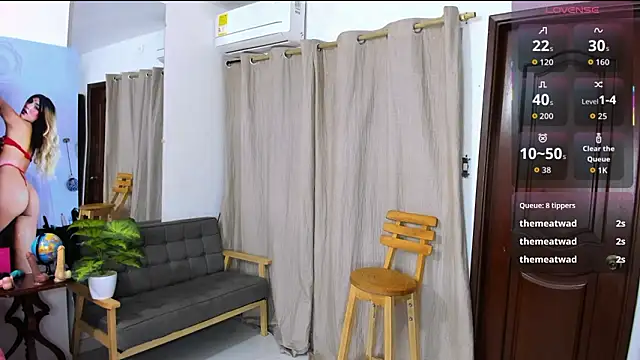 zou quira online show from February 19, 3:39 am