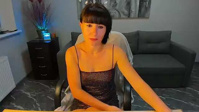 Betty Jone online show from September 12, 6:03 am