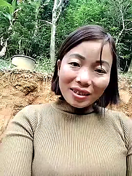 Annaacutee online show from November 15, 8:15 am