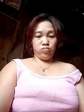 miumiu 00 online show from October 12, 7:44 am