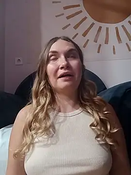 KisaVixen online show from September 10, 6:41 pm