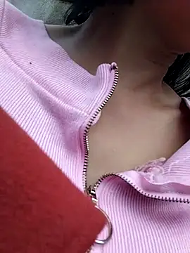 linda bae00 online show from December 22, 2:58 am