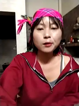 linda bae00 online show from February 1, 1:15 am