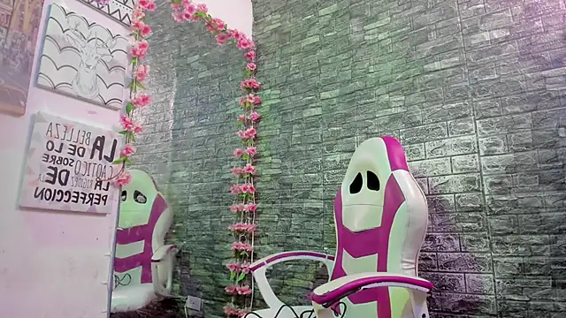 karoll  sex online show from February 20, 12:39 pm