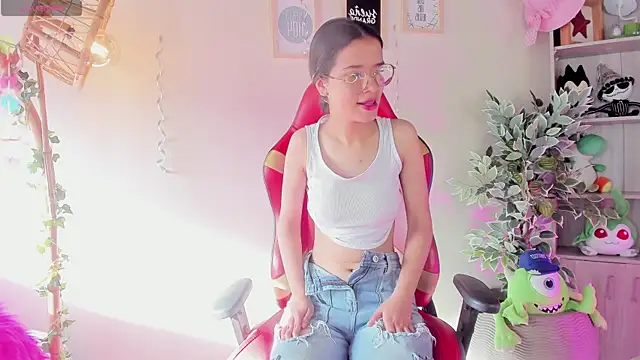 Lana Dreams  online show from September 17, 12:36 pm