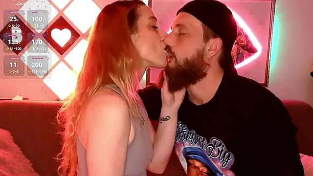 XBellaXundXUweX online show from April 14, 6:52 pm