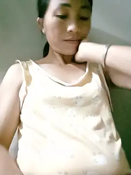 lucybaby00 online show from July 19, 2:52 pm