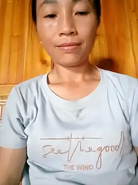 lucybaby00 online show from July 7, 7:23 am