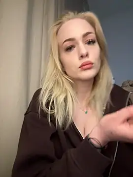 DaryaDoll online show from April 21, 9:22 pm