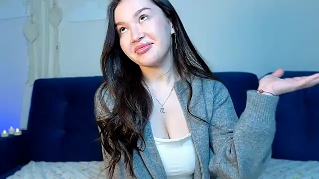 LexeeLuv online show from February 18, 4:11 am