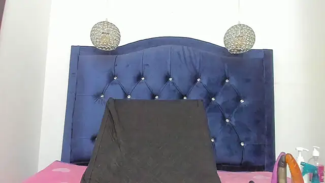 candy big tits18 online show from March 6, 12:06 am