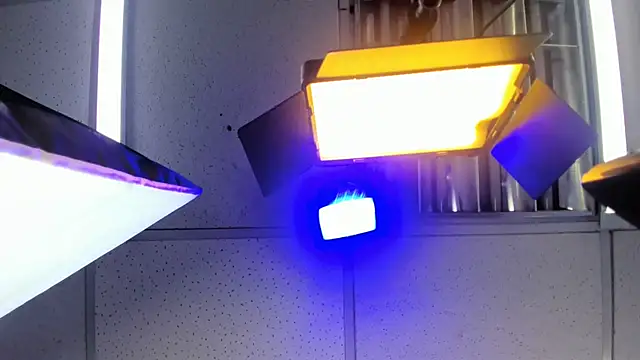 Aisha hotts777 online show from March 18, 3:22 am