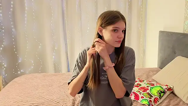 magic shy  online show from February 8, 3:43 am