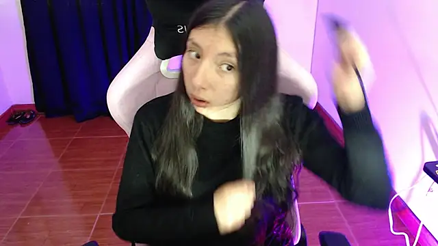 ScarlettShirahoshi online show from September 12, 6:15 pm