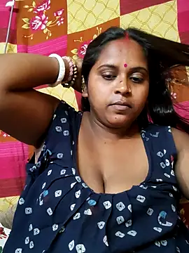 Hot-Show2 online show from April 11, 7:03 am