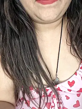 indian-hotmilfs online show from February 18, 6:18 pm